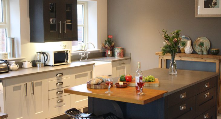 deery kitchen design with island unit